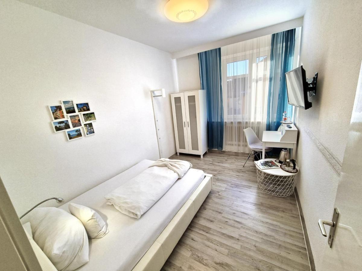 Gesundheitshotel Roessle บาดวัวร์ซัค ภายนอก รูปภาพ