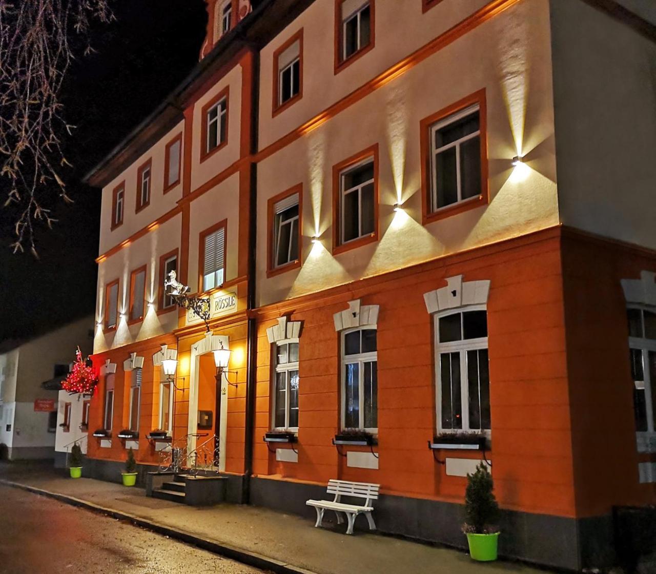 Gesundheitshotel Roessle บาดวัวร์ซัค ภายนอก รูปภาพ